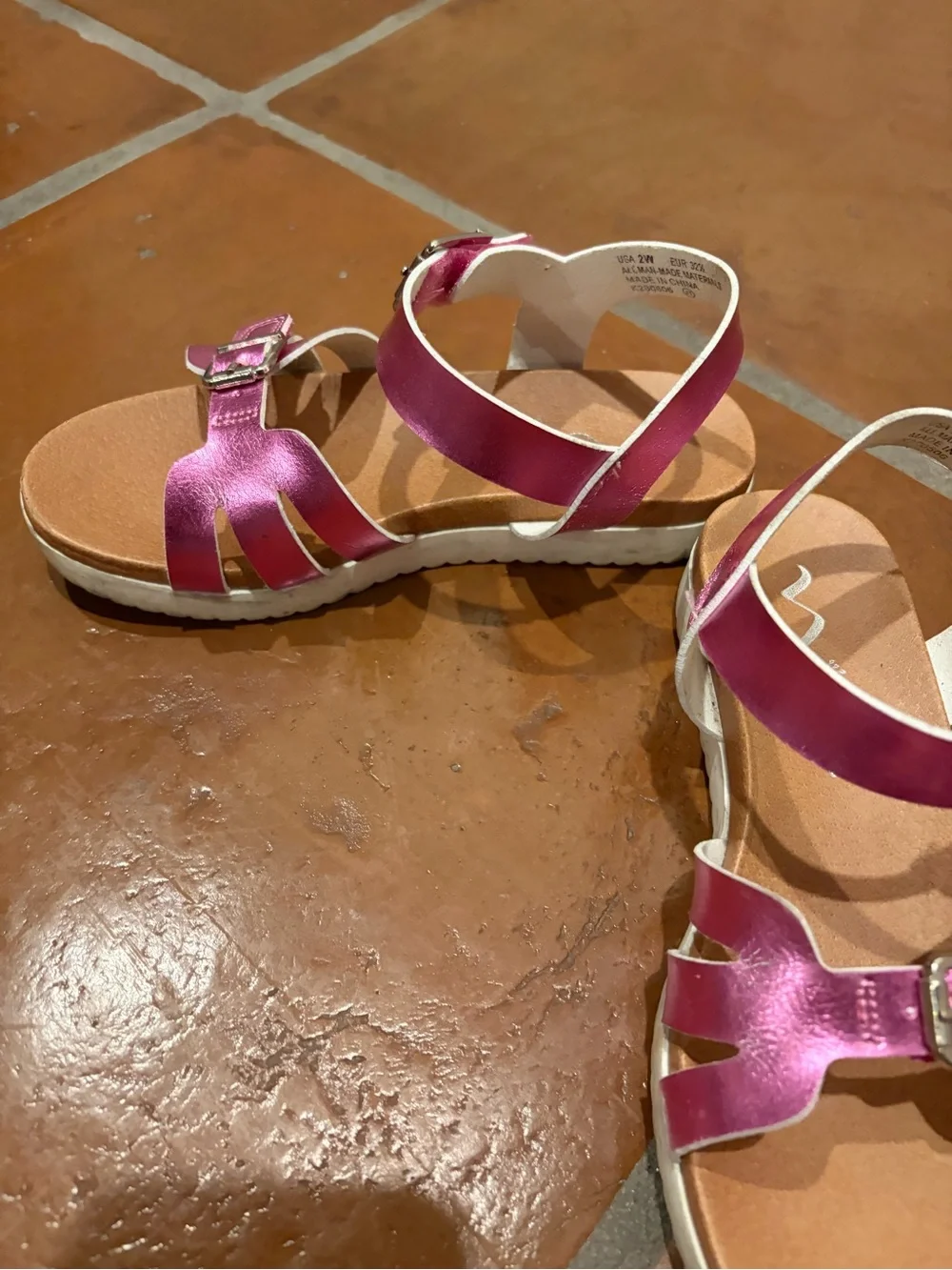 Nina Metallic Pink Double-Buckle Girls Sandals size 2
